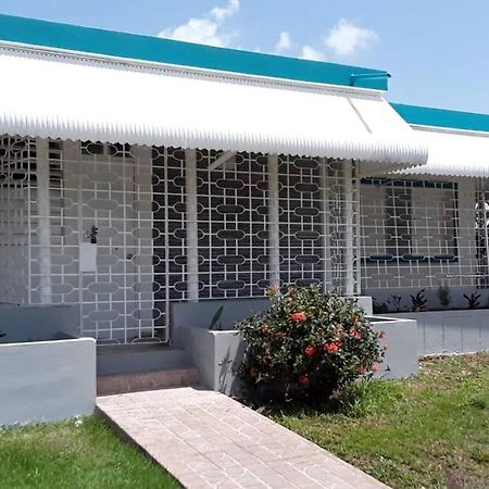 Casa Del Sol-Unit A Villa Bayamón Eksteriør billede